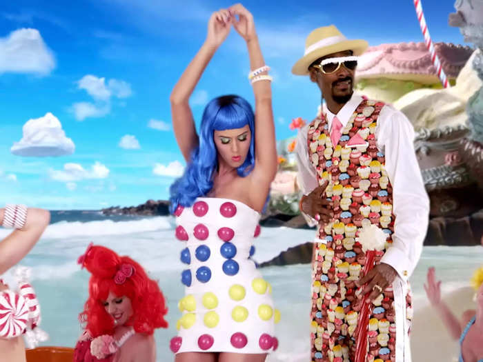 2010: "California Gurls" by Katy Perry featuring Snoop Dogg