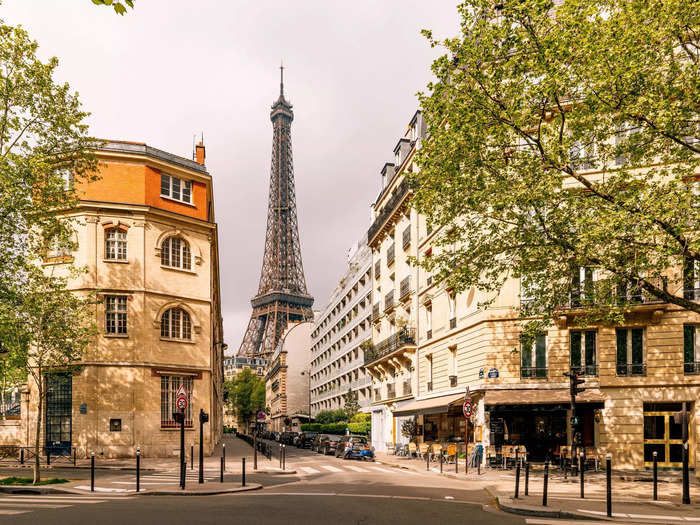 1. Paris 