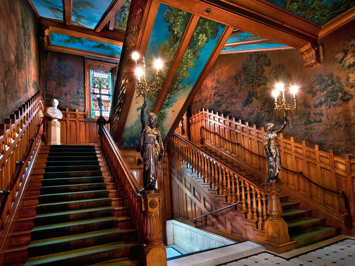 The entrance to the mansion led to the painted Stair Hall.