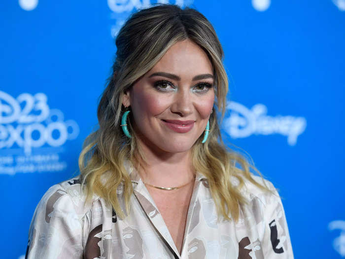 Over seven years after the "HIMYM" finale, a sequel series starring Hilary Duff premiered on Hulu.