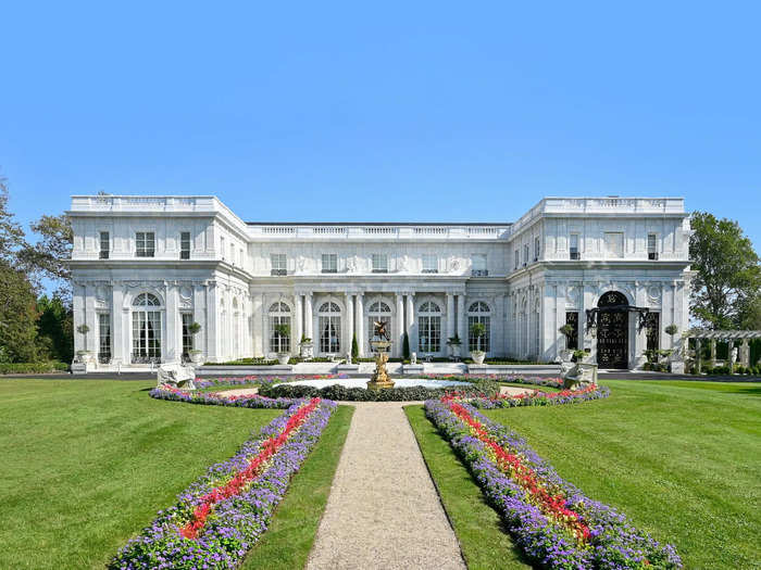 Rosecliff in Newport was the summer home of Theresa "Tessie" Fair Oelrichs, a silver heiress.