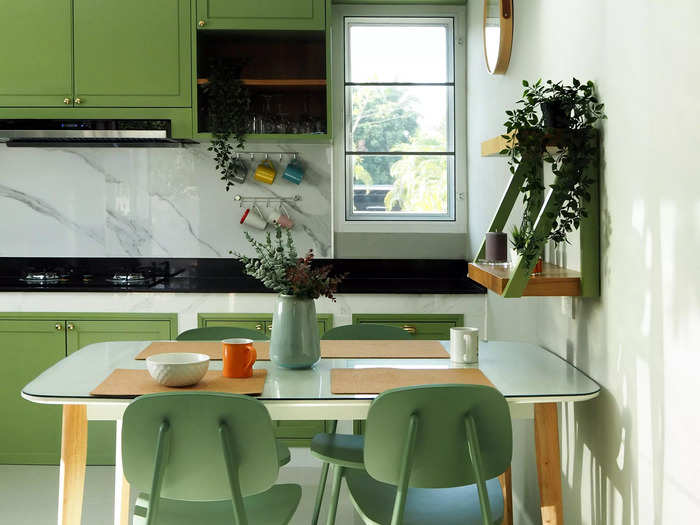 Too much green in the kitchen can play with your sight.