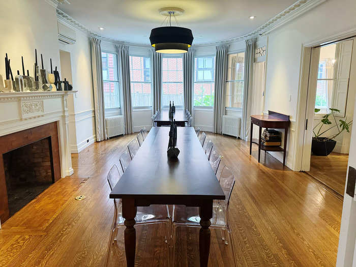 The dining room was where the hotel hosted breakfast each morning.