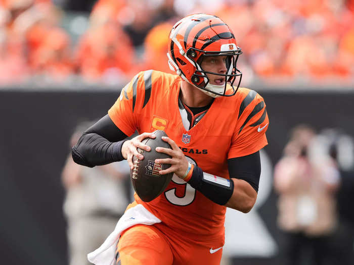 2 (tie). Cincinnati Bengals quarterback Joe Burrow is tied for the second-highest AAV at $55 million.