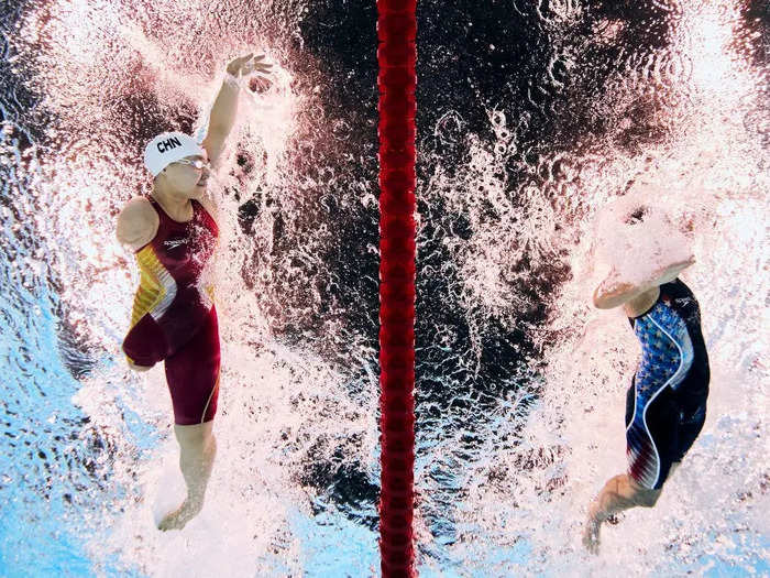 Pretty used a fast shutter speed to capture Yuyan Jiang of China and Ellie Marks of Team USA locked in a race for first. 