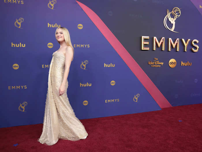 "Ripley" star Dakota Fanning embraced pearl on the red carpet.