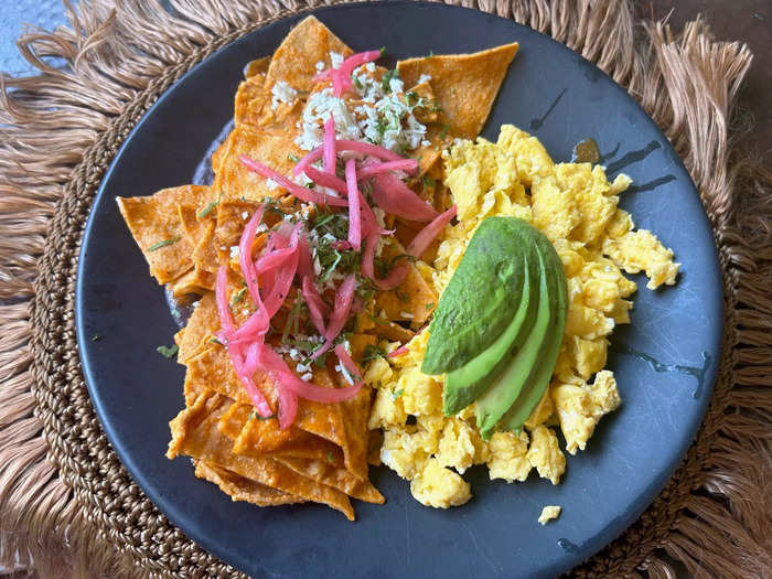 I kicked off our last morning in La Valise with a delicious plate of chilaquiles, sad that my stay was ending. 