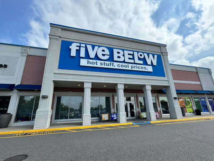 I went to Five Below on Long Island, New York, to check out its Halloween and fall decor options.