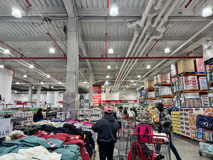 The ceiling at this Costco was much lower, making it appear smaller, even though the location is 110,000 square feet.