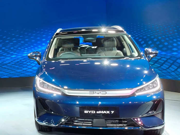 BYD eMax 7 design