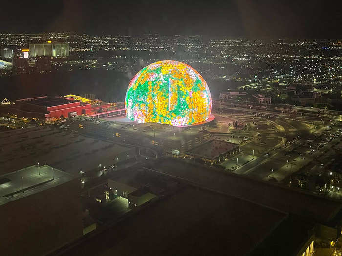 Riding the High Roller was a thrilling way to see the Las Vegas sights. 