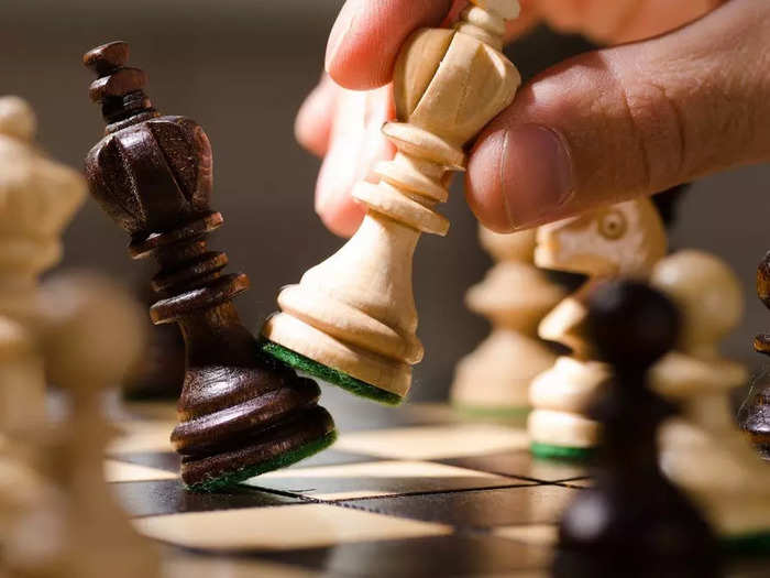 From an early age, he showed a natural aptitude for board games, particularly chess