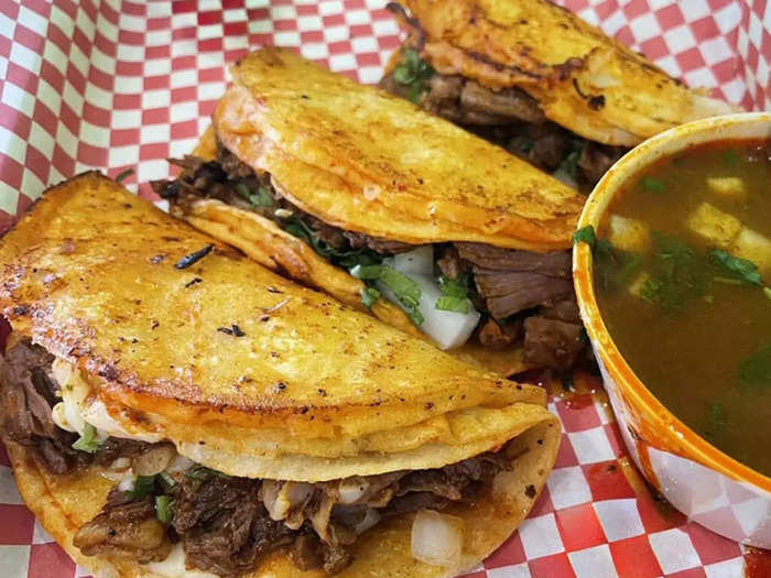 MISSISSIPPI: Chukis Deli Mexicano in Olive Branch