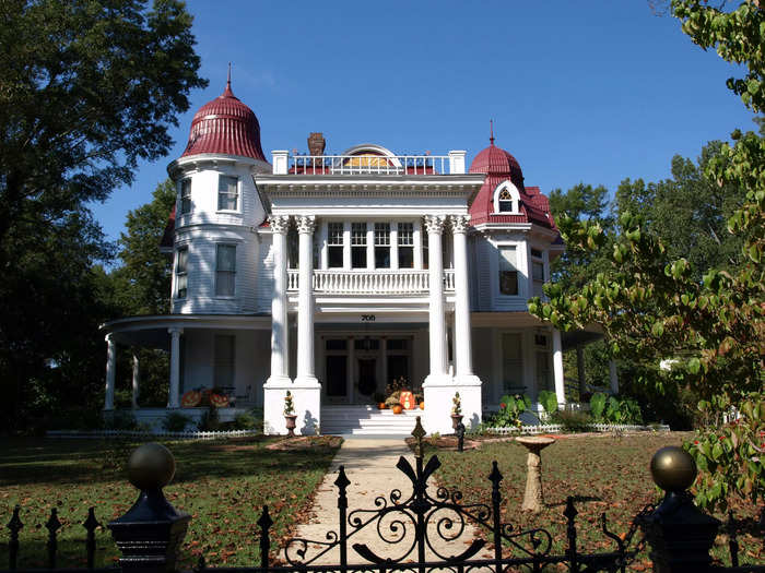 ARKANSAS: Allen House