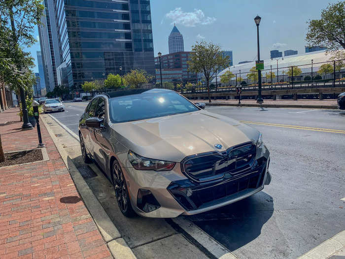 I recently spent a week driving a 2024 BMW I5 M60 xDrive in Oxide Grey Metallic paint around Atlanta. 