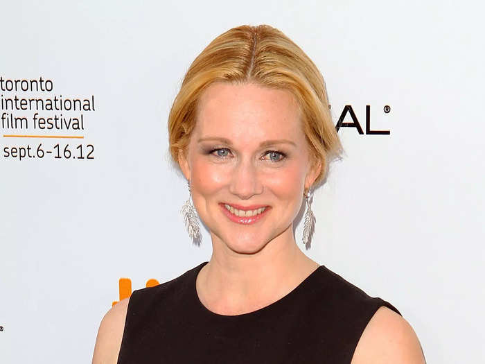 Laura Linney was 49 years old when she surprised the world and gave birth to her son in 2014.