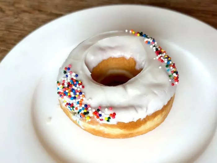 The vanilla-dipped doughnut was the best of the varieties with vanilla icing. 