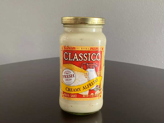 I tried the Classico Alfredo next.