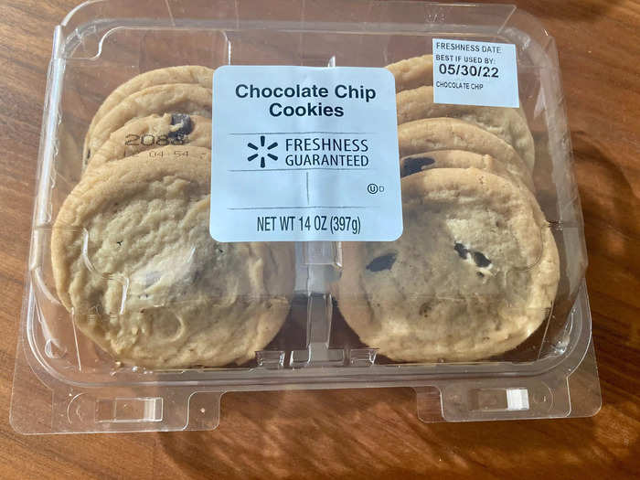 I found a pack of 10 chocolate-chip cookies at Walmart.