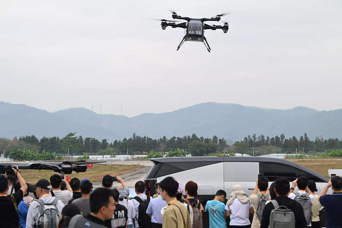 Xpeng&#x27;s new &#x27;land aircraft carrier&#x27; is a $276,000 van with a 2-man quadcopter, and it thinks it can sell 10,000 of them a year