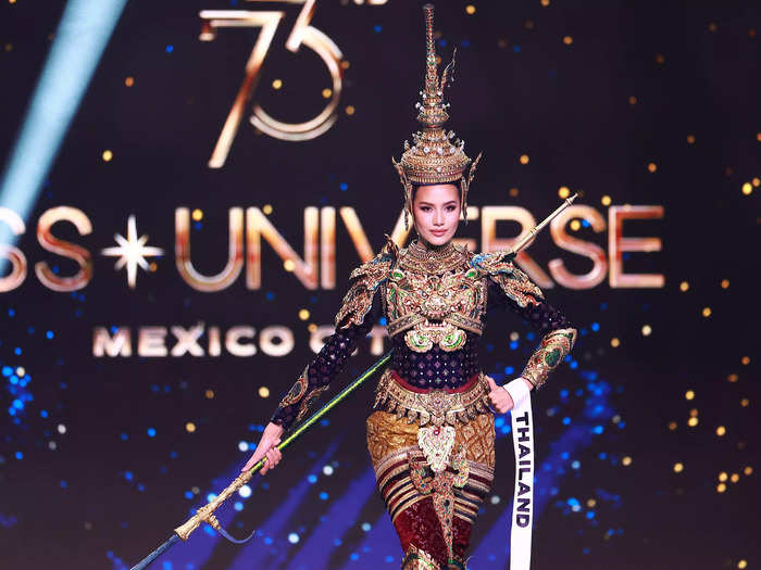 Miss Thailand Opal Suchata Chuangsri radiated power in her national costume.