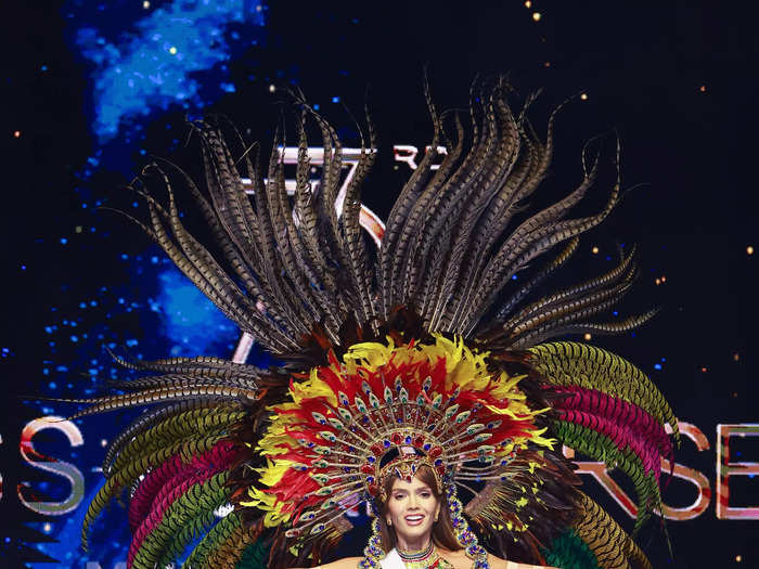 Miss Colombia Daniela Toloza Rocha celebrated the relationship between Mexico and Colombia with her colorful costume.