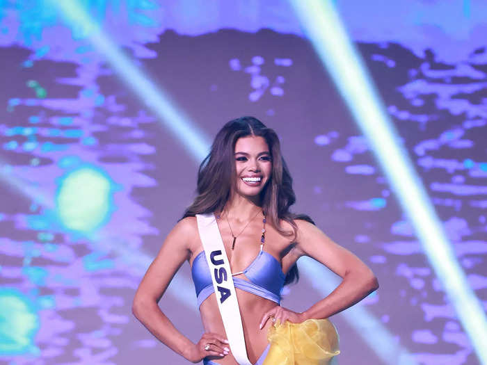 Alma Cooper was the first Afro-Latina woman to represent the USA at Miss Universe. 