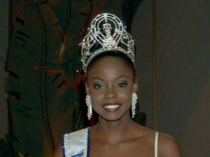 Wendy Fitzwilliam made history at the 1998 Miss Universe pageant as the first contestant to win wearing a bikini in the swimsuit competition.