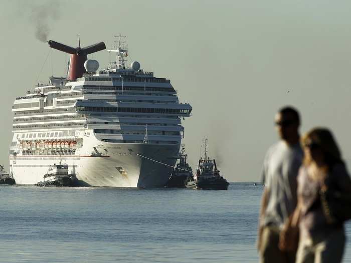 In November 2010, the Carnival Splendor lost power after an engine room fire, and was towed to shore by tugboats.