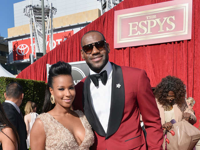 BEST: LeBron dared to dream in a red tux, and we think he pulled it off well