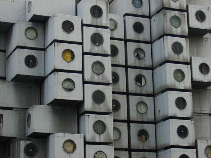 An exterior shot of a Tokyo capsule hotel in 2008.