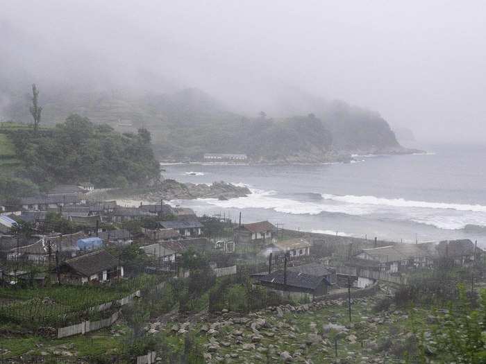 A seaside village near North Korea’s sacred Chilbosan mountain, located on the east coast of Hamgyeongbukdo.