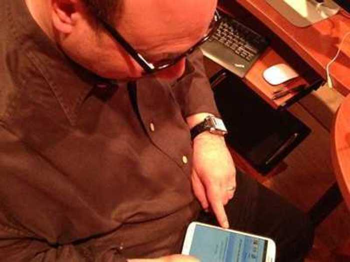 Craigslist founder Craig Newmark gets about 80 percent of his work done using his Samsung Galaxy Note.