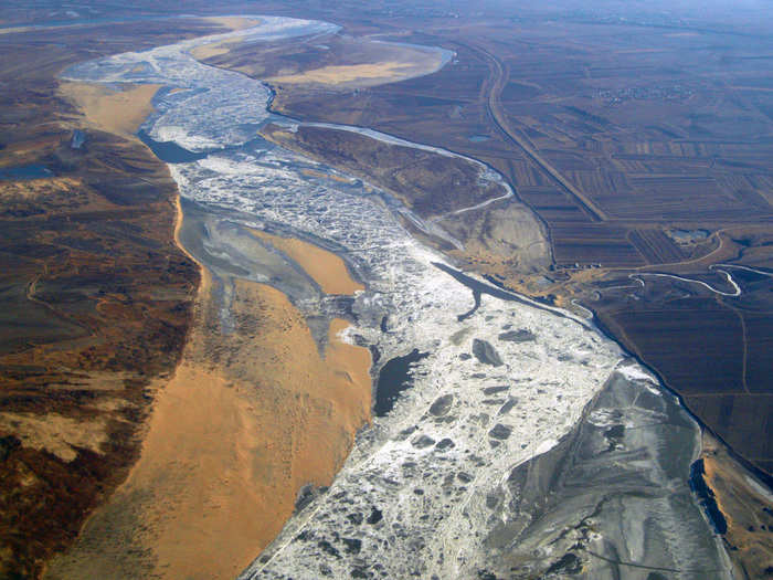 Potentially lethally polluted river water heads toward Harbin, one of China