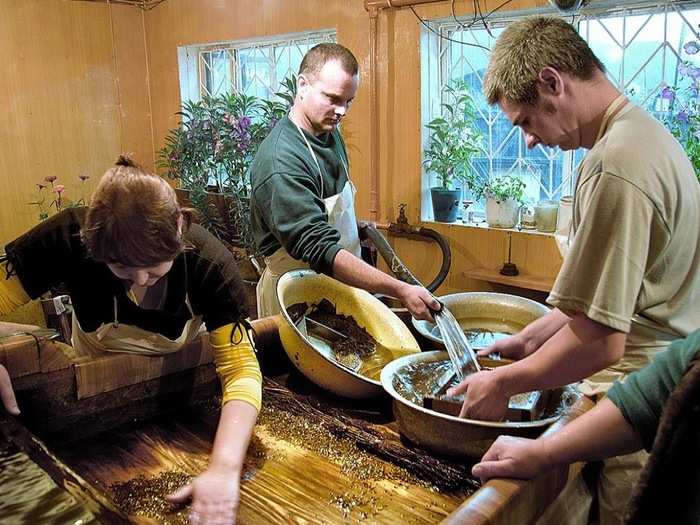 Ore with smaller gold particles are washed in a separate room.