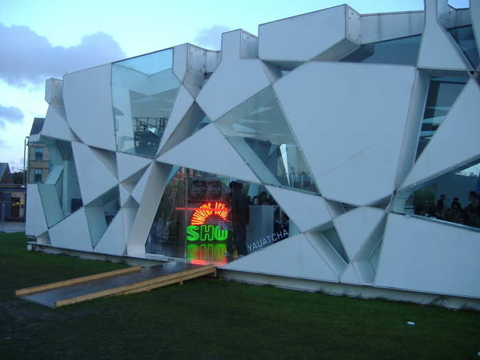 Each year a different architect is selected to design a temporary pavilion at the Serpentine Gallery in Kensington Gardens, London. In 2002, Ito designed this contemporary pavilion.