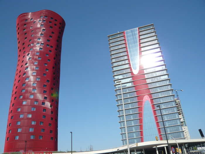 The Torre Realia BCN and Hotel Porta Fira, both in Barcelona, are 24 and 28 stories, respectively. Ito designed the two complementary towers, which were completed between 2009 and 2010.