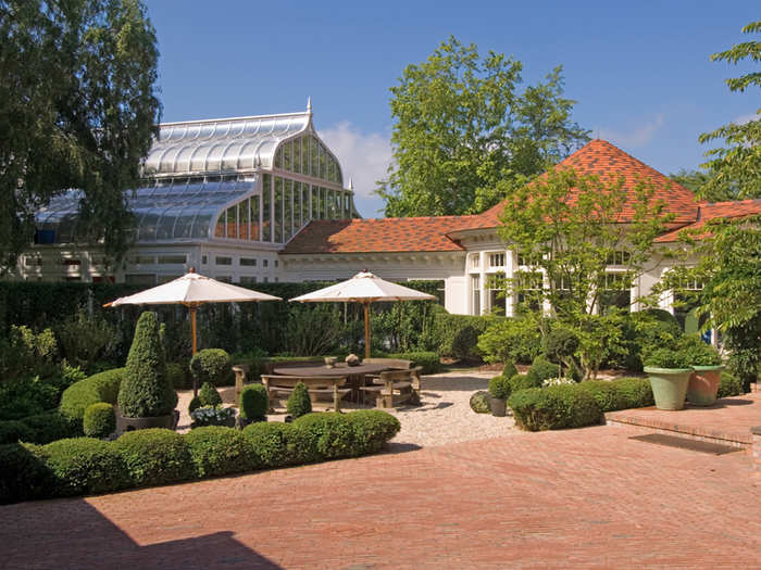 Alfresco dining in the backyard is the perfect place to lunch in the summer time.