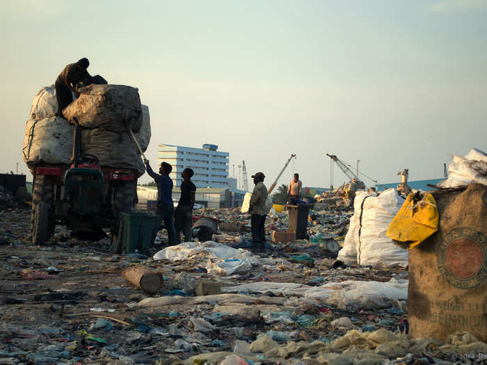 Upon arrival, scrap metal, plastic bottles and cardboard boxes are sorted and sent to different zones of the island.