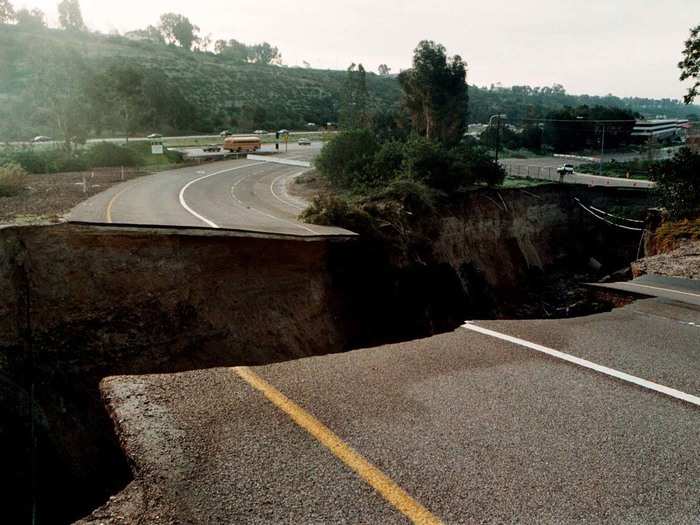 In 1998 this enormous chasm — 800 feet long, 40 feet wide, and 70 feet deep — opened up over two days after heavy rains and a drainage pipe burst in San Diego.