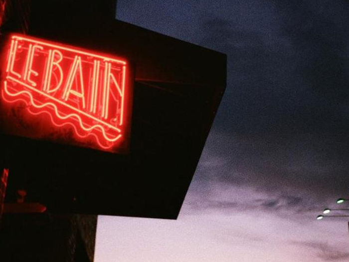 At night, the patio becomes a nightclub known as Le Bain.