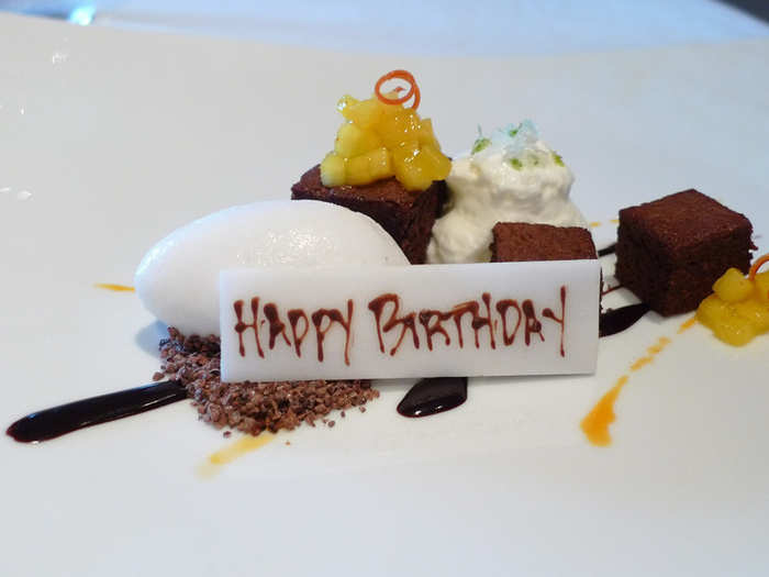 As well as Gateau Saint Nizler with mango chili relish, Valrhona cocoa nibs, and coconut milk sorbet.