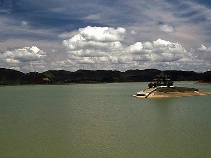 Shenzhen Reservoir and pavilion, 1980. This island, with pavilion, is located near the southeastern corner of the reservoir. I believe this photo was taken from the east side of the reservoir, looking west.