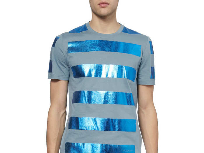 The striped t-shirt is at least slightly better.