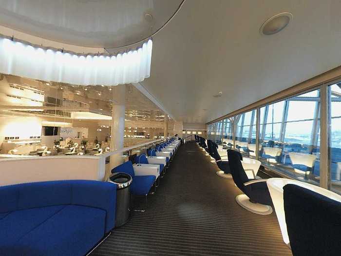 Best for Hungry Travelers: Finnair Lounge