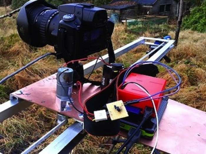 A dolly for taking time-lapse photos