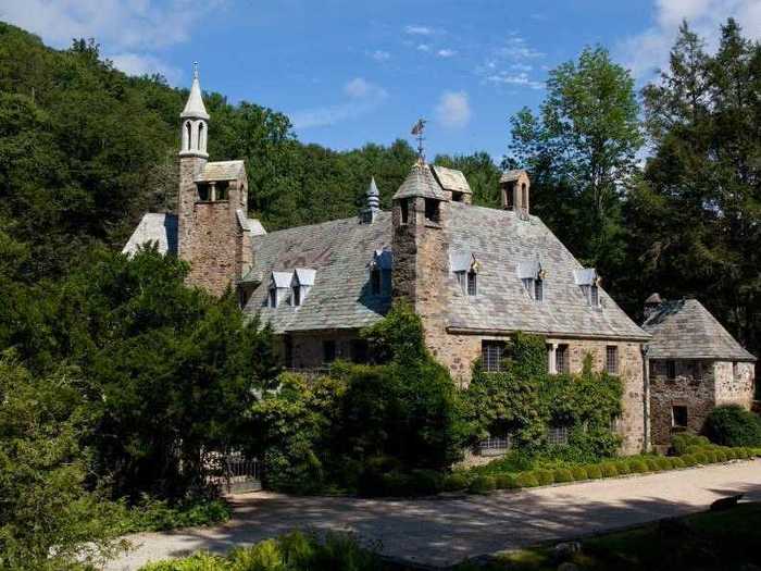 The original owners, a doctor and a New York socialite, considered the home to be a chateau.  Locals, however, called it a 