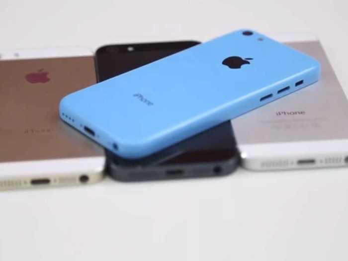 There is one report that Apple will stop making the iPhone 5. It will sell the iPhone 5S, iPhone 5C, and iPhone 4S.