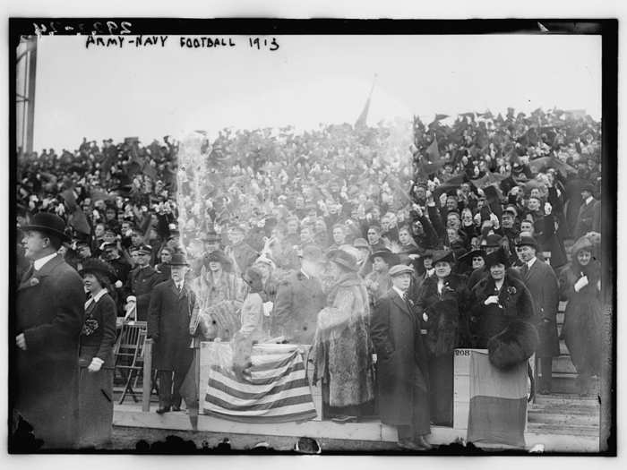 The crowd at the Army-Navy game (1913)