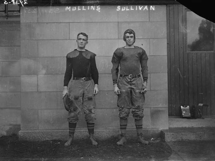 A player for an unidentified team (ca. 1910-1915)